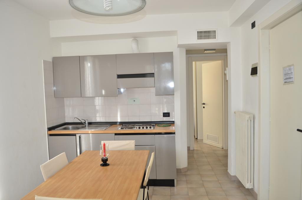 Residence Villa Carmen Fronte Mare A 50 Mt ピエトラ・リーグレ エクステリア 写真