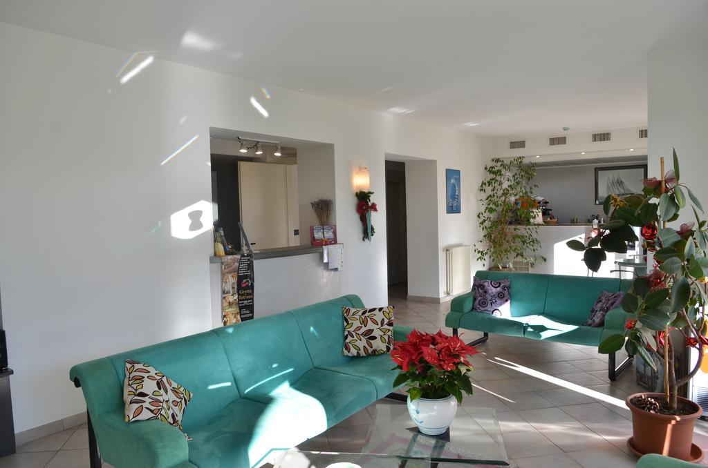 Residence Villa Carmen Fronte Mare A 50 Mt ピエトラ・リーグレ エクステリア 写真